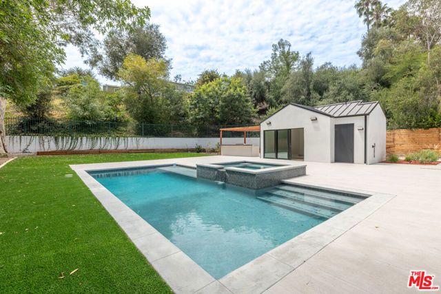 23346 Calvert Street, Los Angeles, CA 91367