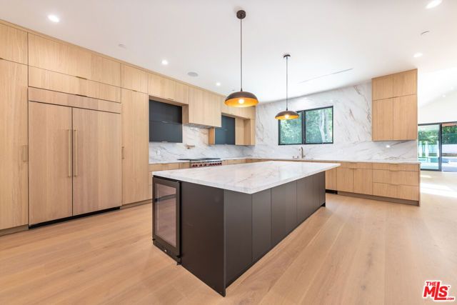 23346 Calvert Street, Los Angeles, CA 91367