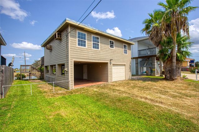 114 Bayou Vista Drive, Hitchcock, TX 77563
