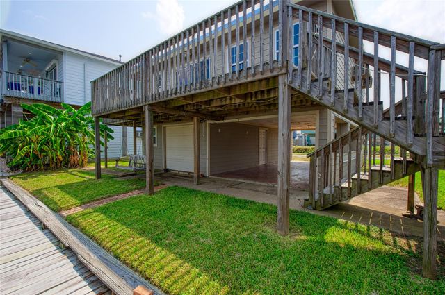 114 Bayou Vista Drive, Hitchcock, TX 77563