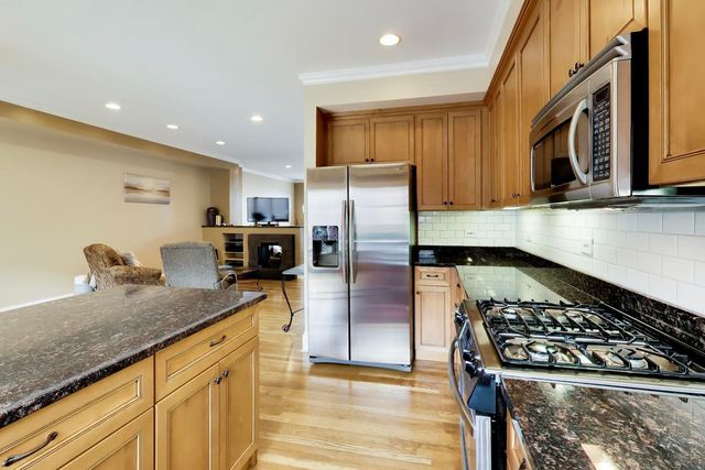 1853 Prairie Street, Glenview, IL 60025