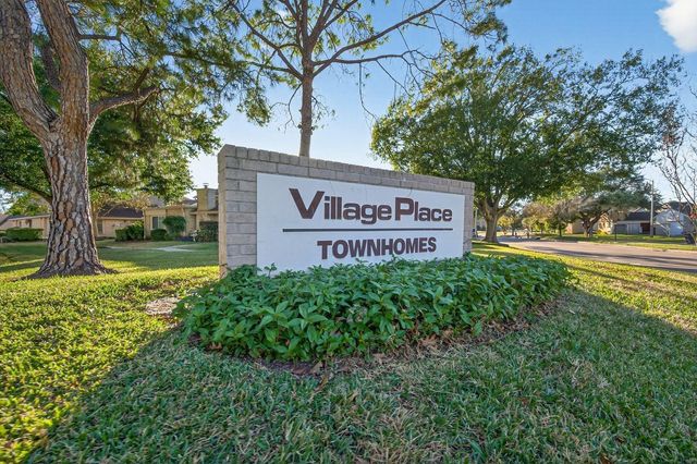 11625 Lakeside Park Drive, Houston, TX 77707