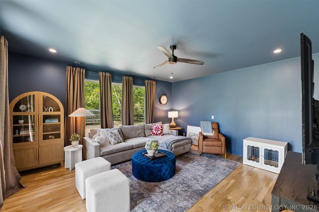 6320 N Blue Sage Drive, Owasso, OK 74055