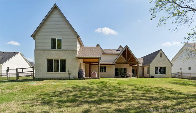 6320 N Blue Sage Drive, Owasso, OK 74055