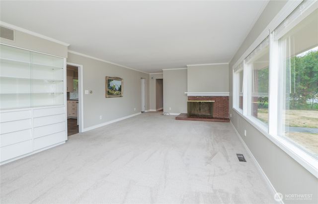 901 E Grover Street, Lynden, WA 98264