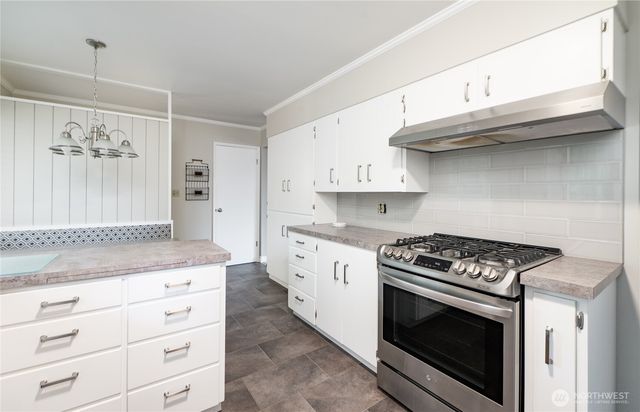 901 E Grover Street, Lynden, WA 98264