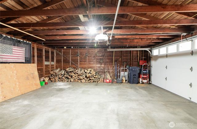 901 E Grover Street, Lynden, WA 98264