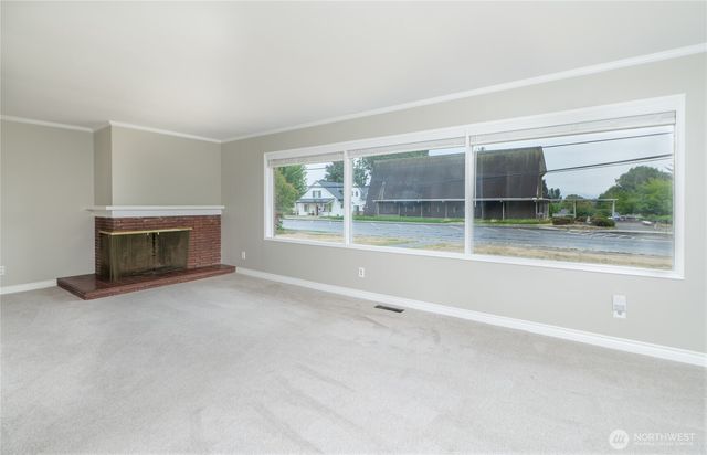 901 E Grover Street, Lynden, WA 98264