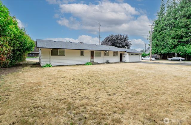 901 E Grover Street, Lynden, WA 98264