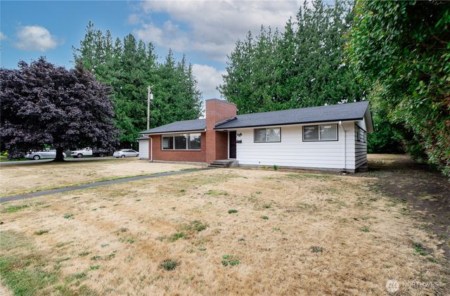 901 E Grover Street, Lynden, WA 98264