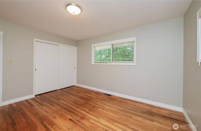 901 E Grover Street, Lynden, WA 98264