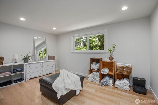 12065 206th Place SE, Issaquah, WA 98027