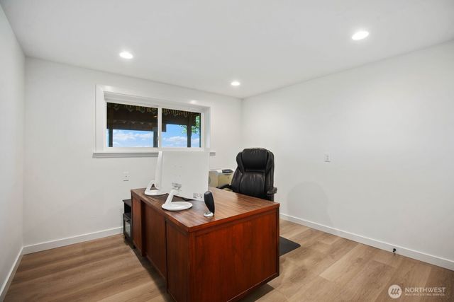 12065 206th Place SE, Issaquah, WA 98027