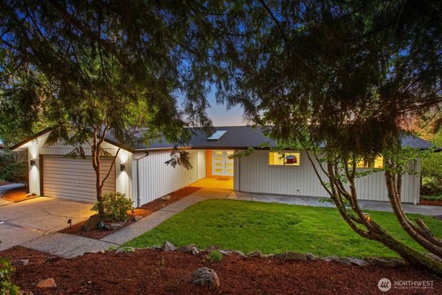 12065 206th Place SE, Issaquah, WA 98027