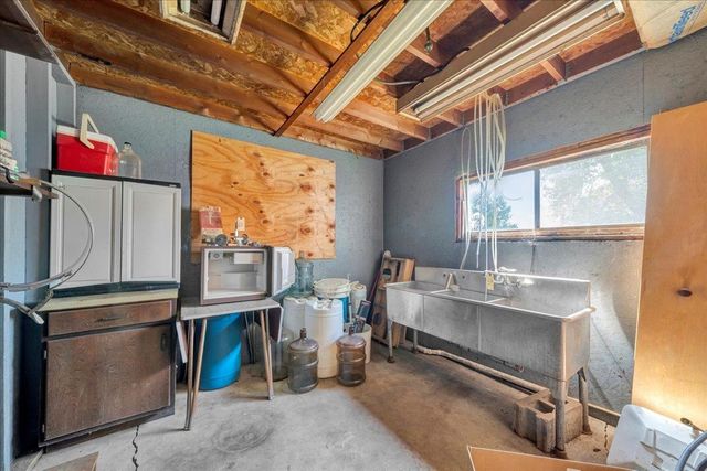 6609 Slosser Road, Hale, MI 48739