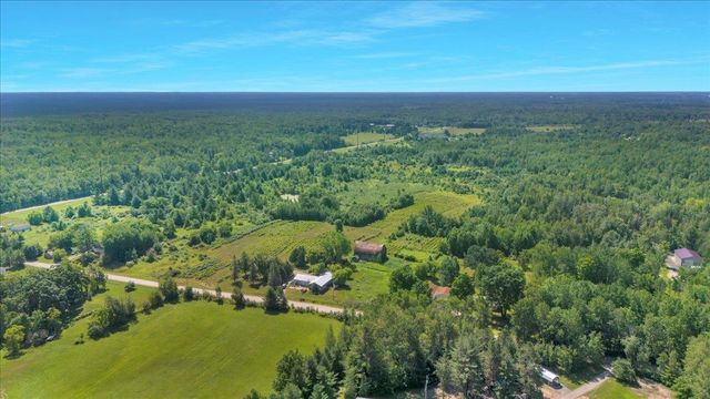 6609 Slosser Road, Hale, MI 48739