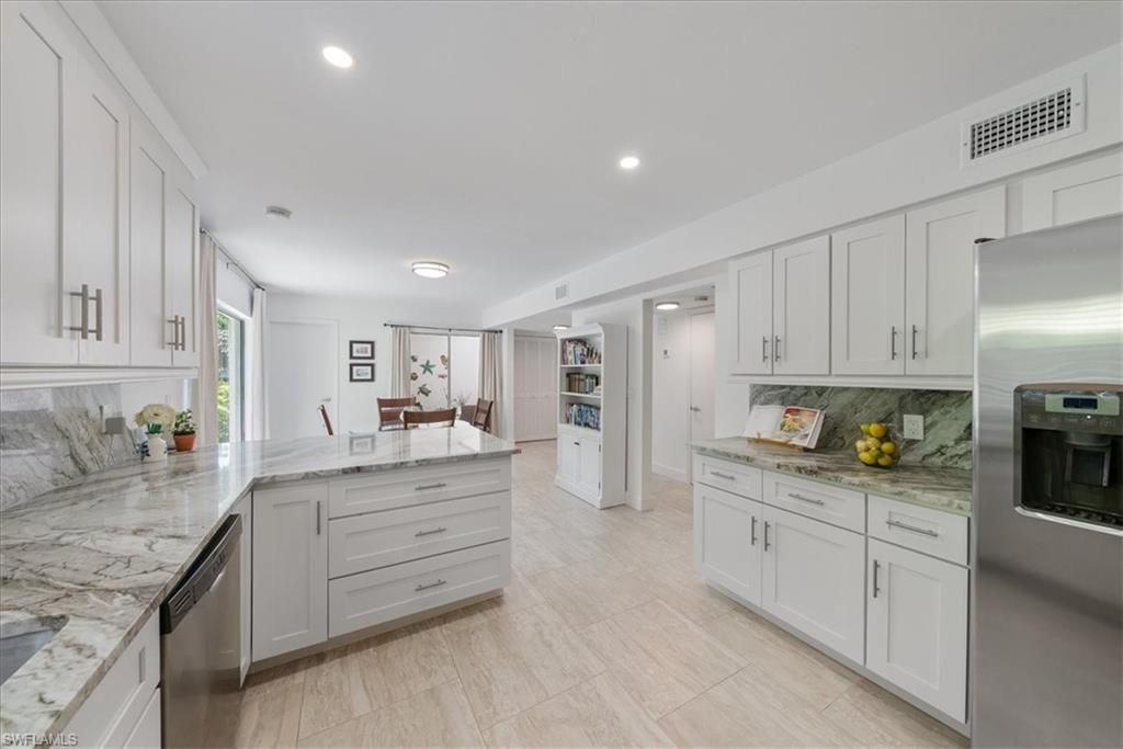 526 Bristle Cone LN # 64, Naples, FL 34113