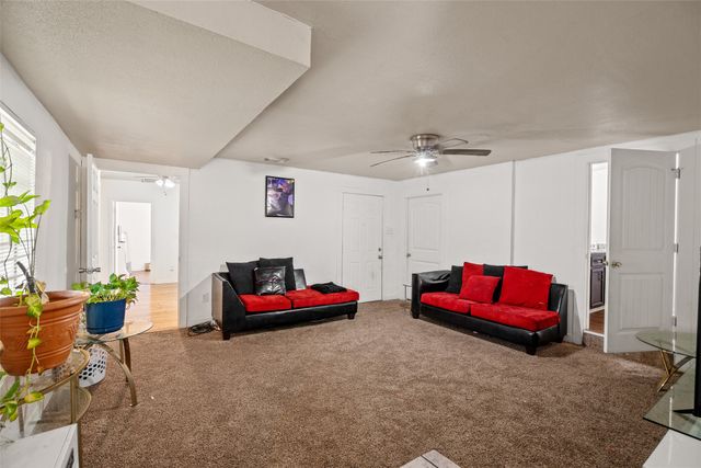 2138 Custer Drive, Dallas, TX 75216