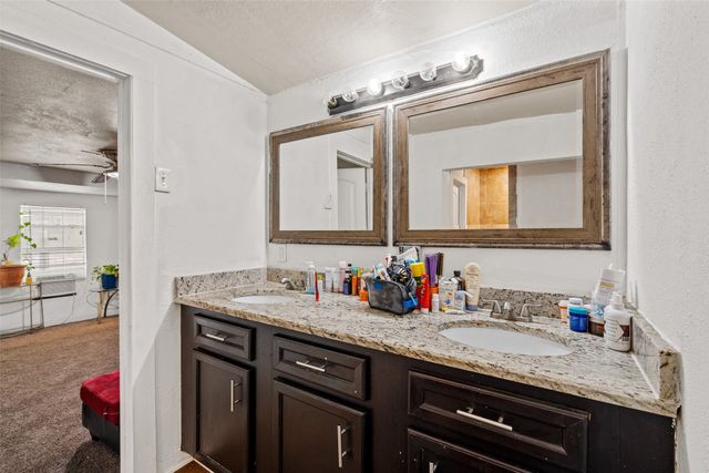 2138 Custer Drive, Dallas, TX 75216