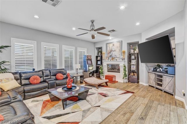 3307 Alpine Lily Drive, Las Vegas, NV 89141
