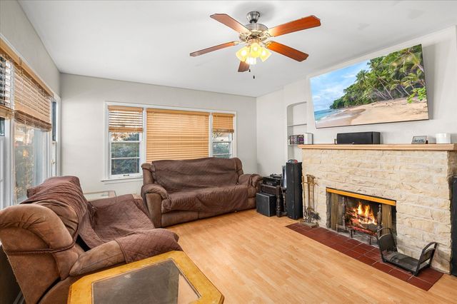 1060 Catherine Street, Joliet, IL 60435