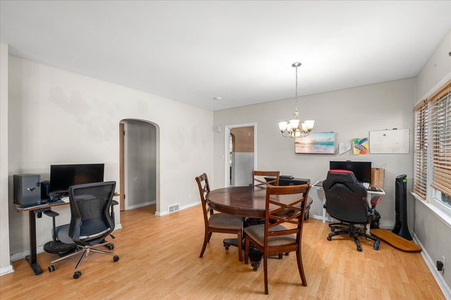 1060 Catherine Street, Joliet, IL 60435