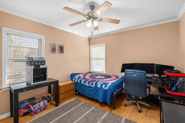 1060 Catherine Street, Joliet, IL 60435