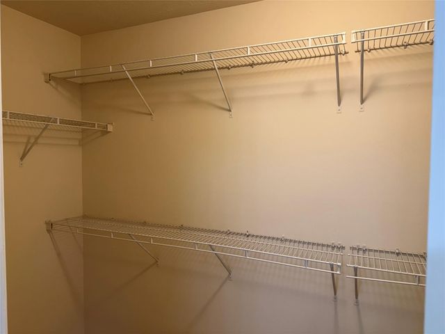 4019 Teal Run Meadow Drive, Fresno, TX 77545