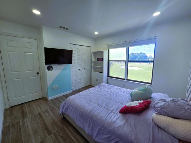 5885 Northpointe Lane, Boynton Beach, FL 33437