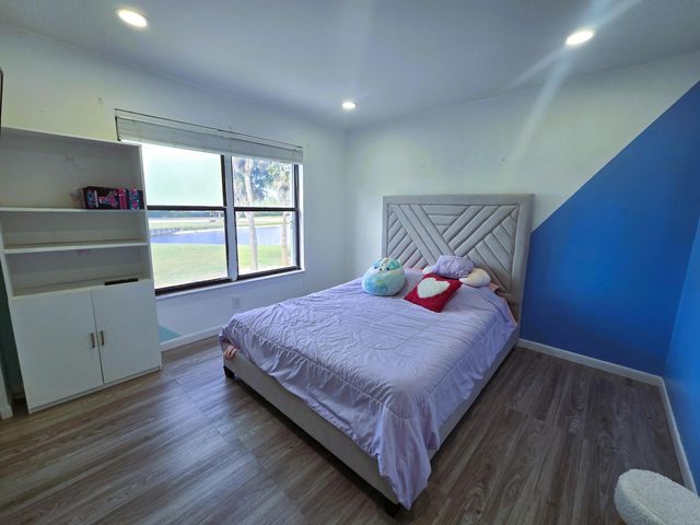 5885 Northpointe Lane, Boynton Beach, FL 33437