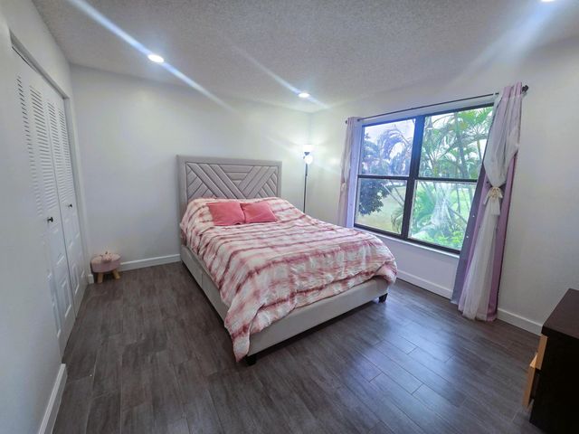 5885 Northpointe Lane, Boynton Beach, FL 33437