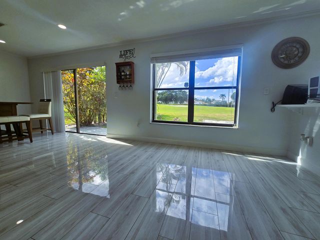 5885 Northpointe Lane, Boynton Beach, FL 33437