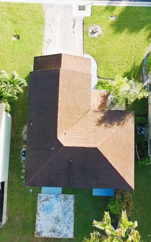 5885 Northpointe Lane, Boynton Beach, FL 33437