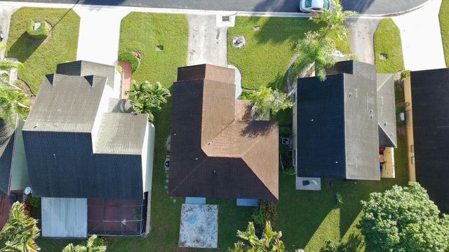 5885 Northpointe Lane, Boynton Beach, FL 33437