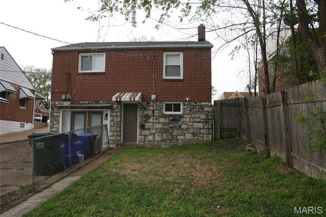 515 Kingston Drive, St Louis, MO 63125