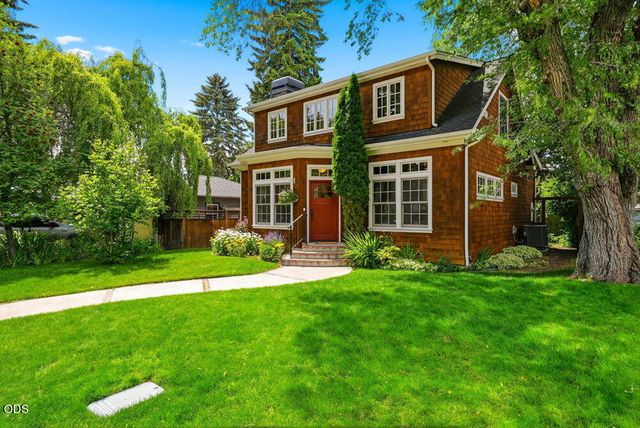 425 NW State Street, Bend, OR 97703