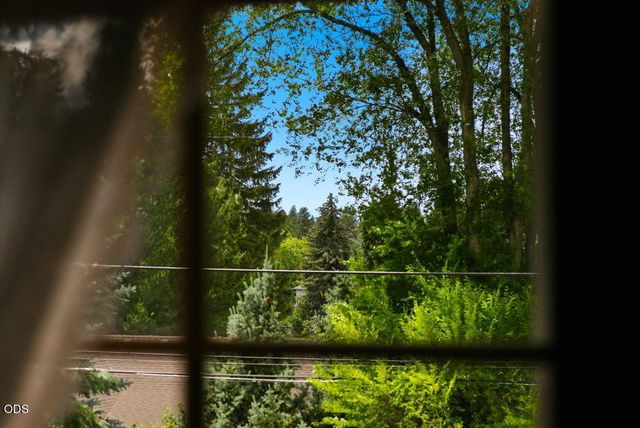 425 NW State Street, Bend, OR 97703