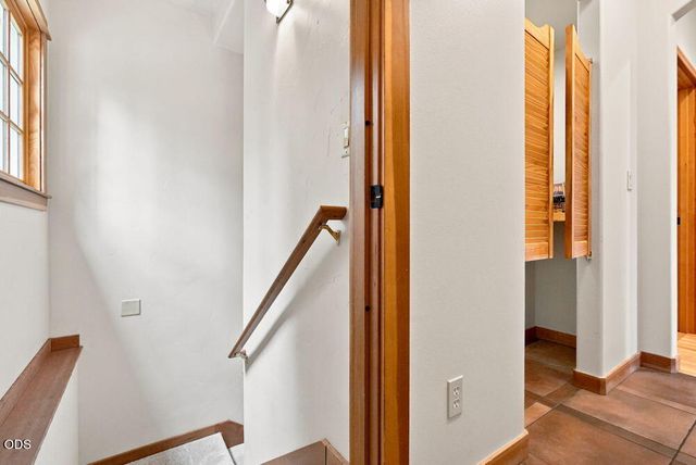 425 NW State Street, Bend, OR 97703
