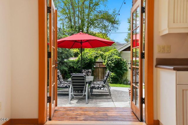 425 NW State Street, Bend, OR 97703
