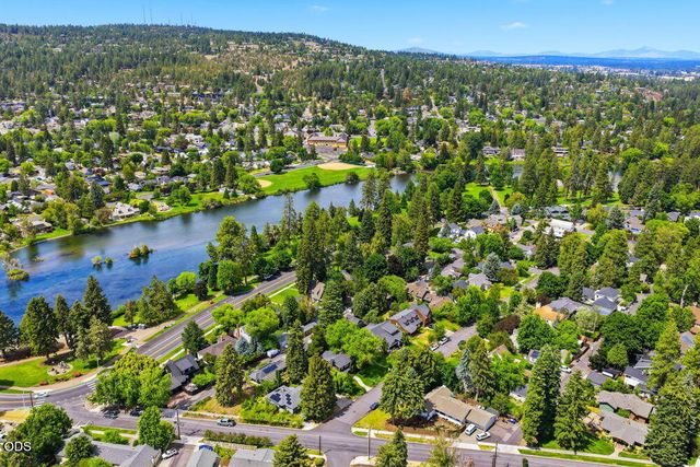 425 NW State Street, Bend, OR 97703