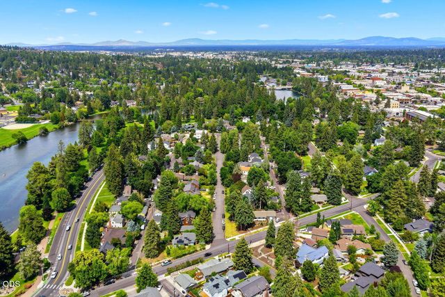 425 NW State Street, Bend, OR 97703