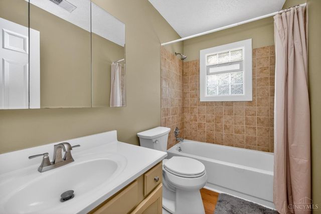 4301 Post Rail Lane, Franklin Twp, OH 45005
