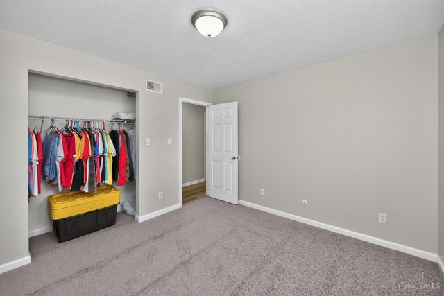 4301 Post Rail Lane, Franklin Twp, OH 45005