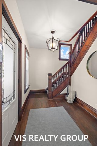 627 Fulton Avenue, Grand Haven City, MI 49417