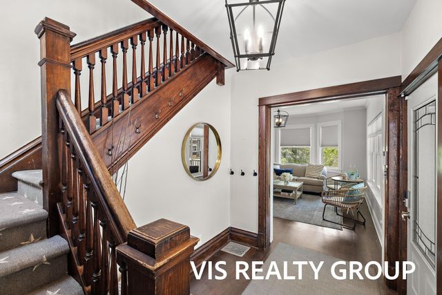 627 Fulton Avenue, Grand Haven City, MI 49417