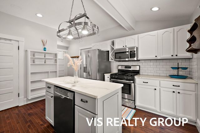 627 Fulton Avenue, Grand Haven City, MI 49417