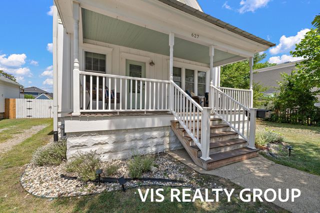 627 Fulton Avenue, Grand Haven City, MI 49417