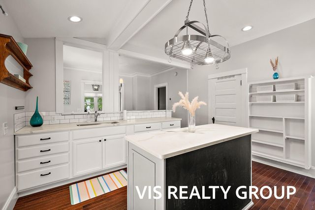 627 Fulton Avenue, Grand Haven City, MI 49417