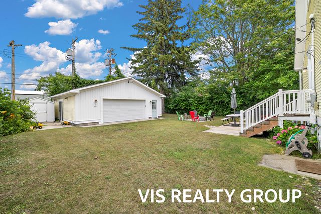 627 Fulton Avenue, Grand Haven City, MI 49417