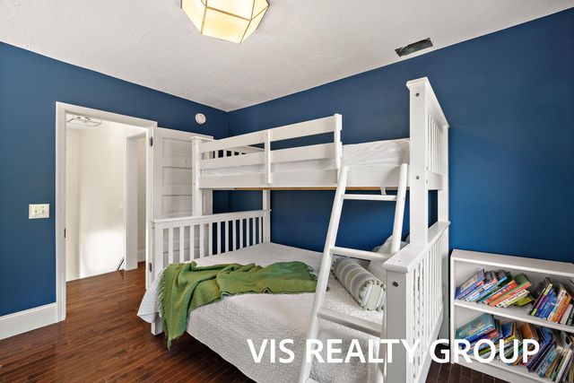 627 Fulton Avenue, Grand Haven City, MI 49417